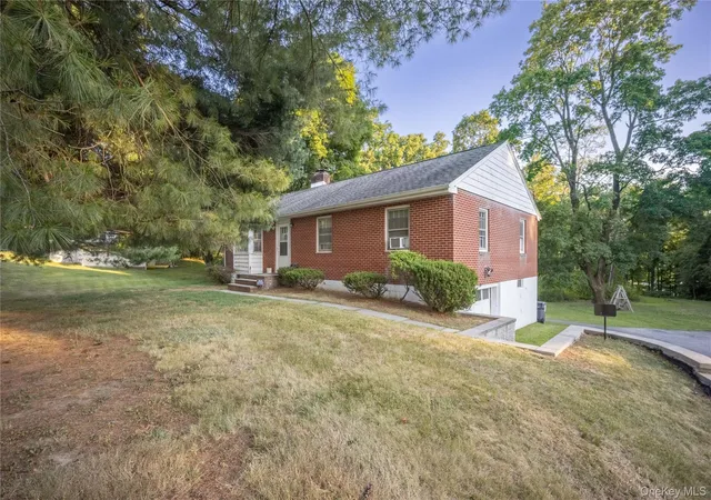 2nd image of 1561 1565 Route 376, Wappingers Falls, NY 12590 | MLS# 1023228