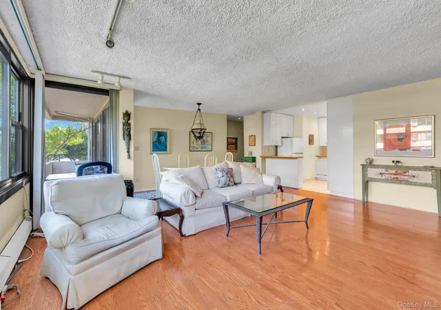 3rd image of 166-10 Powells Cove Blvd #5D, Whitestone, NY 11357 | MLS# 1023236