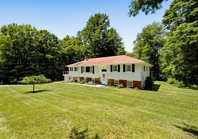 1st image of 94 Lodge Rd, Saugerties, NY 12477 | MLS# 1023253