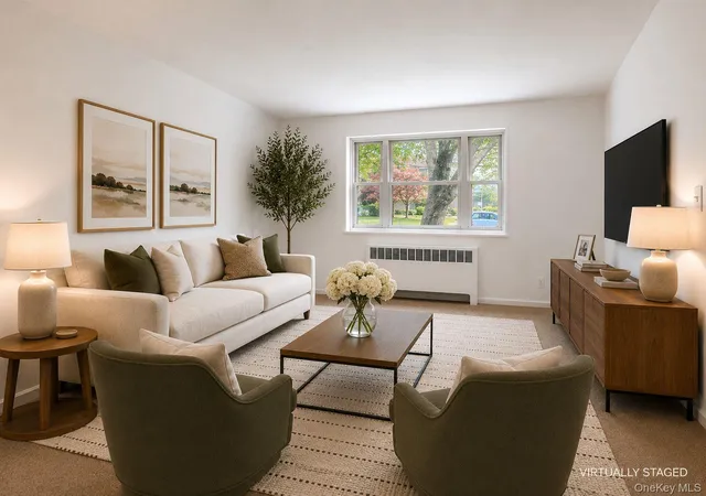 3rd image of 6 Dehaven Dr, Yonkers, NY 10703