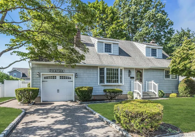 1st image of 14 Prade Ln, Massapequa Park, NY 11762 | MLS# 1023262