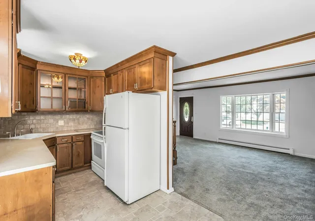 4th image of 14 Prade Ln, Massapequa Park, NY 11762 | MLS# 1023262
