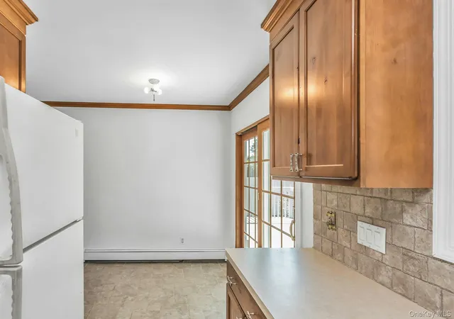 5th image of 14 Prade Ln, Massapequa Park, NY 11762 | MLS# 1023262