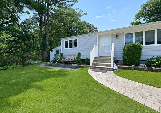 Homes for sale in Brookhaven, NY | 40 Sarah Dr, Brookhaven, NY 11755 | MLS# 1023300