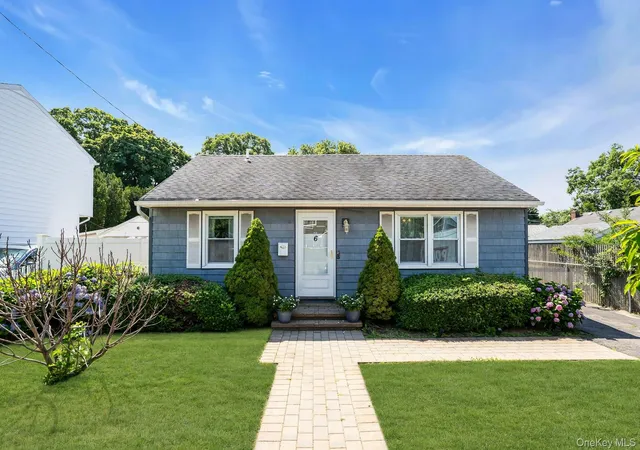 1st image of 6 Linton Ct, West Babylon, NY 11704 | MLS# 1023308