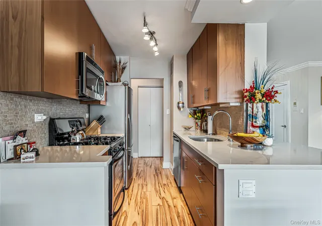 1st image of 18 15 215 St #14 G, Bayside, NY 11360 | MLS# 1023321