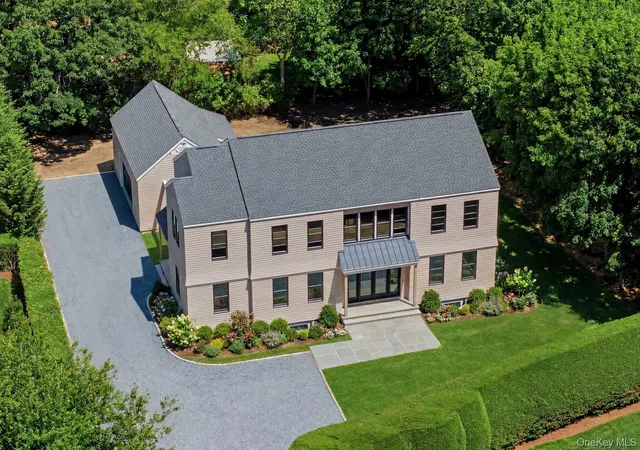 1st image of 6 Lamb Ave, Quogue, NY 11959 | MLS# 1023328