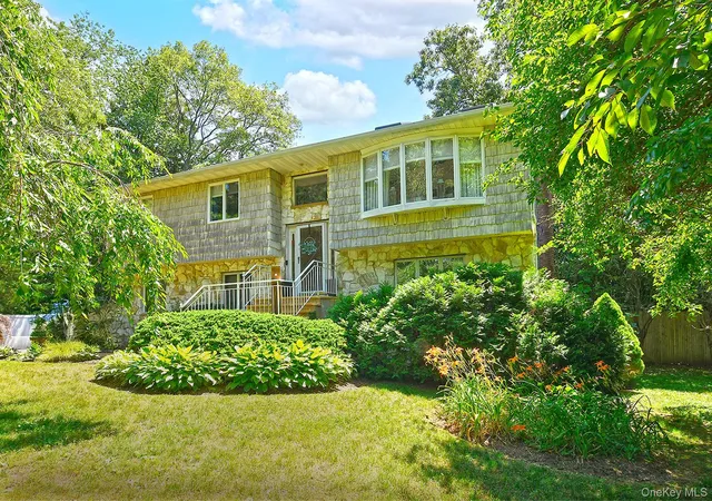 Homes for sale in Huntington, NY | 97 Elk St, Huntington, NY 11743 | MLS# 1023338