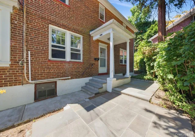 Photo 2 of Single family home for sale at 5633 Post Rd, New York, NY 10471 | MLS# 1023363 | Listing updated on 2026-09-13