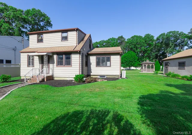 Homes for sale in Brookhaven, NY | 16 Ormond Pl, Brookhaven, NY 11967 | MLS# 1023376