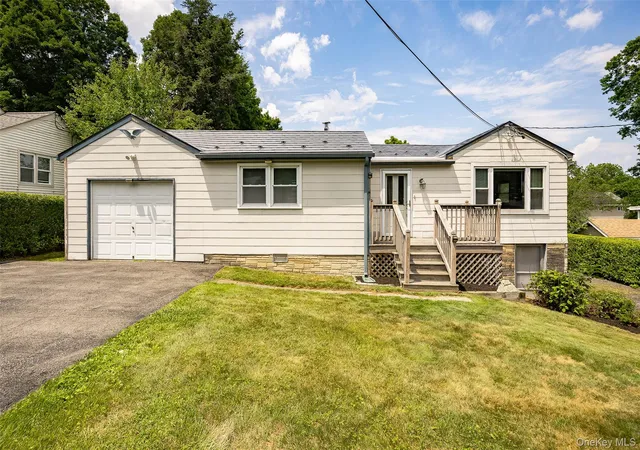 Homes for sale in Beacon, NY | 5 Willow Rd, Beacon, NY 12508 | MLS# 1023388