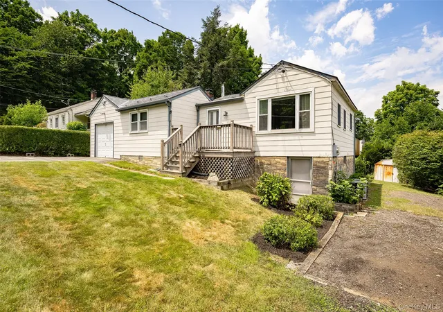 Homes for sale in Beacon, NY | 5 Willow Rd, Beacon, NY 12508 | MLS# 1023388
