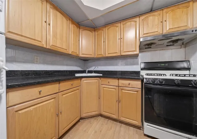 Photo 3 of Condo for sale at 140-44 34th Avenue #2C, Flushing, NY 11354 | MLS# 1023392 | Listing updated on 2026-08-01
