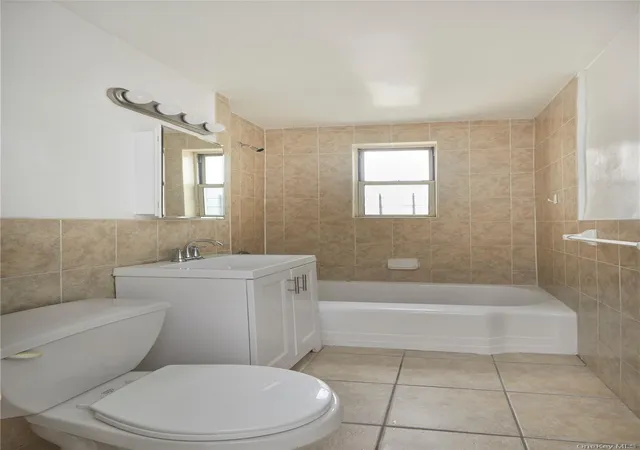 4th image of 3720 Independence Ave #5G, New York, NY 10463 | MLS# 1023395