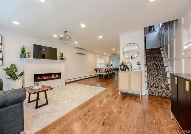 4th image of 618 E Walnut St, Long Beach, NY 11561 | MLS# 1023417
