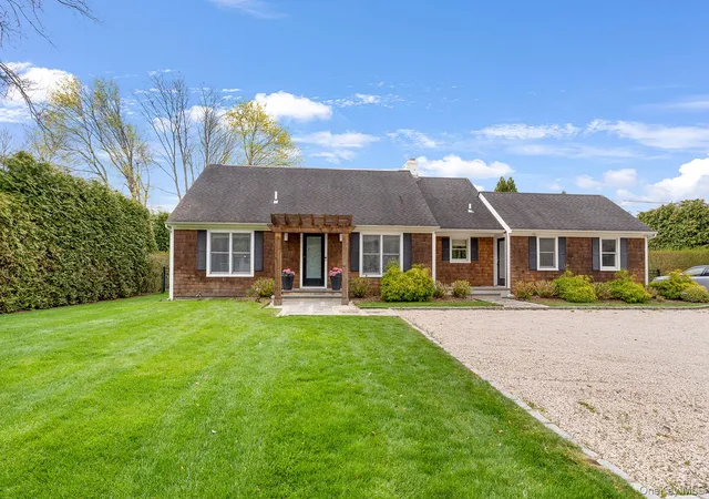 3rd image of 770 Hill St, Southampton, NY 11968 | MLS# 1023422