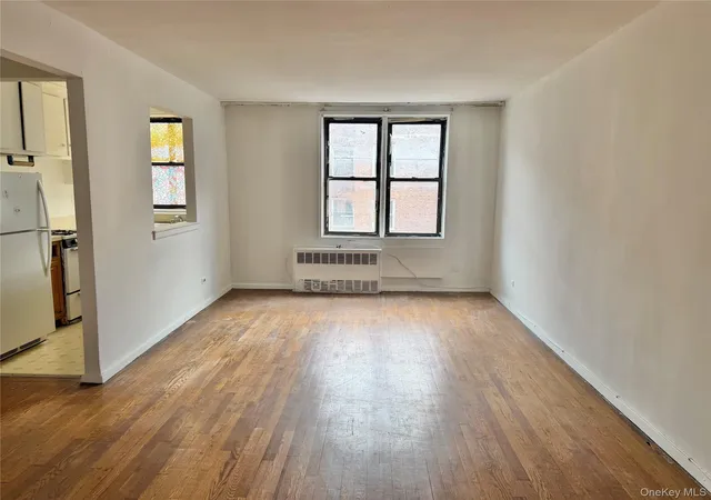 Homes for sale in New York, NY | 141 05 Northern Blvd #7A, New York, NY 11361 | MLS# 1023424