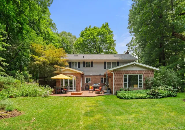 Photo 3 of Sale Pending at 22 Park Ave, Greenburgh, NY 10502 | MLS# 1023429 | Listing updated on 2026-09-19