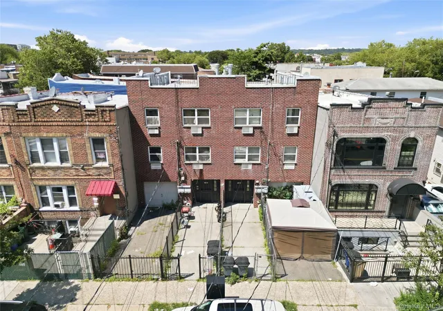 Photo 3 of Manufactured home for sale at 1397 Sutter Ave, Brooklyn, NY 11208 | MLS# 1023443 | Listing updated on 2026-09-15