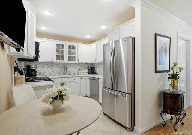 4th image of 907 Altessa Blvd, Huntington, NY 11747 | MLS# 1023450