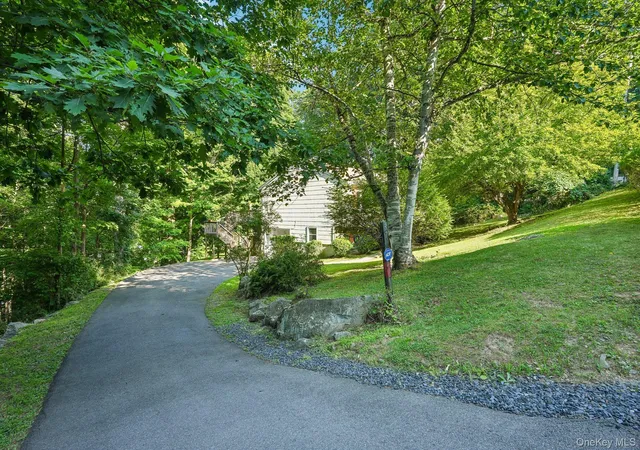 Photo 3 of Single family home for sale at 37 Nursery Rd, Tuxedo Park, NY 10987 | MLS# 1023454 | Listing updated on 2026-09-01