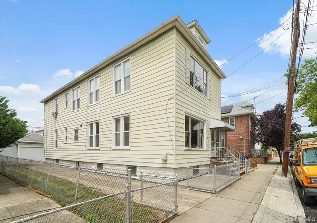 2nd image of 1550 E 54th St, New York, NY 11234 | MLS# 1023462