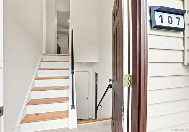 Photo 4 of Sale Pending at 107 Sutton Park Rd, Poughkeepsie (town), NY 12603 | MLS# 1023468 | Listing updated on 2026-10-08