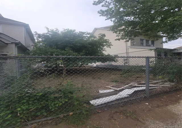 3rd image of 12019 Linden Blvd, South Ozone Park, NY 11420 | MLS# 1023478