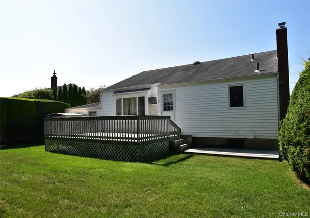 Homes for sale in Oyster Bay, NY | 333 N Albany Ave, Oyster Bay, NY 11758 | MLS# 1023509