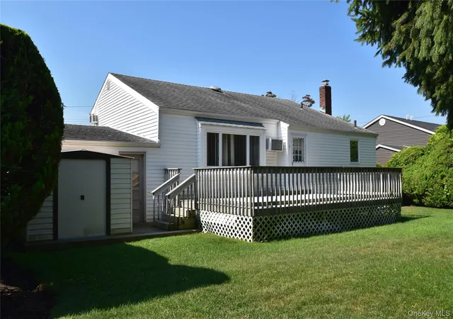 Homes for sale in Oyster Bay, NY | 333 N Albany Ave, Oyster Bay, NY 11758 | MLS# 1023509