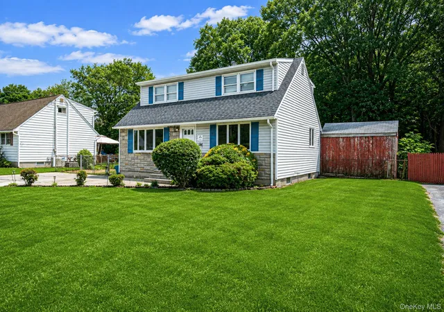 31st image of 146 Dawn Dr, Brookhaven, NY 11720 | MLS# 1023515