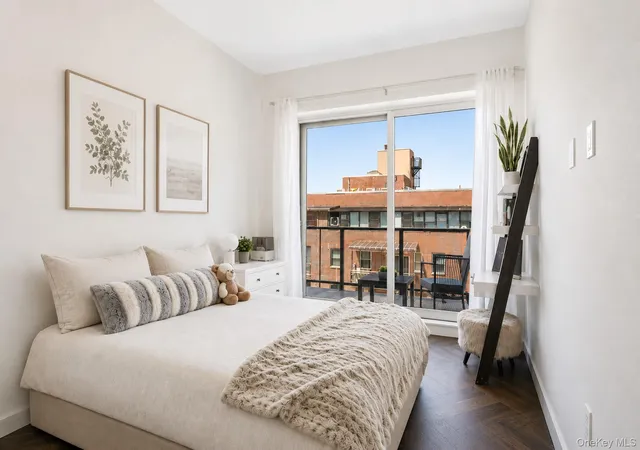 Listing Photo 4 - Condo for sale in building located at 1414 W 4Th St, New York, NY 11204 - Unit #PH5