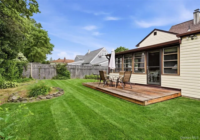 33rd image of 1440 Lincoln Blvd, Islip, NY 11706 | MLS# 1023532