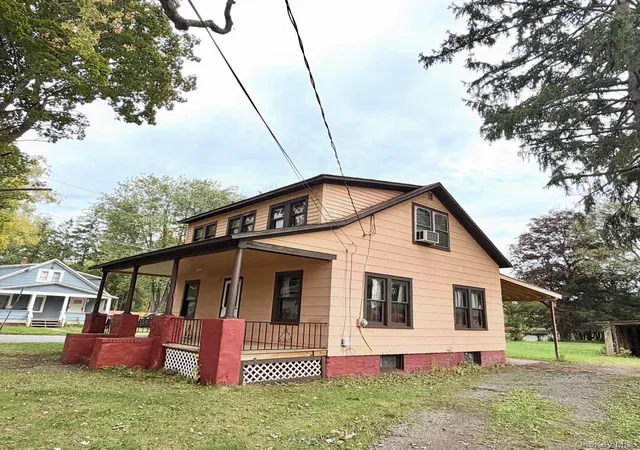 Photo 1 of Single family home for sale at 16 Cottage St, Wallkill, NY 12589 | MLS# 1023561 | Listing updated on 2026-10-02