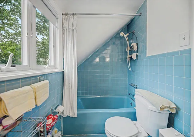 21st image of 37 Lansdowne Dr, Mamaroneck, NY 10538 | MLS# 1023567