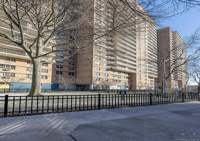 Homes for sale in New York, NY | 2925 W 5th St #6E, New York, NY 11224 | MLS# 1023580