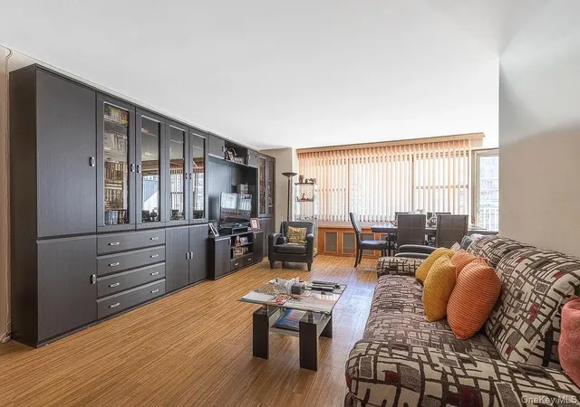 Photo 3 of Sale Pending at 2925 W 5th Street #6E, Brooklyn, NY 11224 | MLS# 1023580 | Listing updated on 2026-09-15