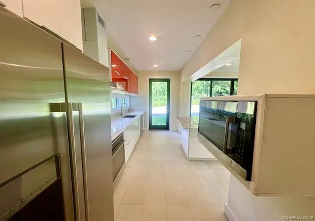 Photo 2 of Single family home for sale at 32 Brook Ln, Cortlandt Manor, NY 10567 | MLS# 1023596 | Listing updated on 2026-07-21