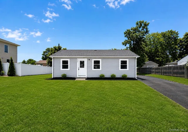 1st image of 818 Meade Ave, Bellport, NY 11713 | MLS# 1023601