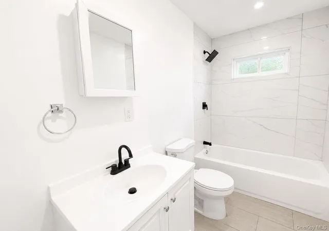 5th image of 818 Meade Ave, Bellport, NY 11713 | MLS# 1023601