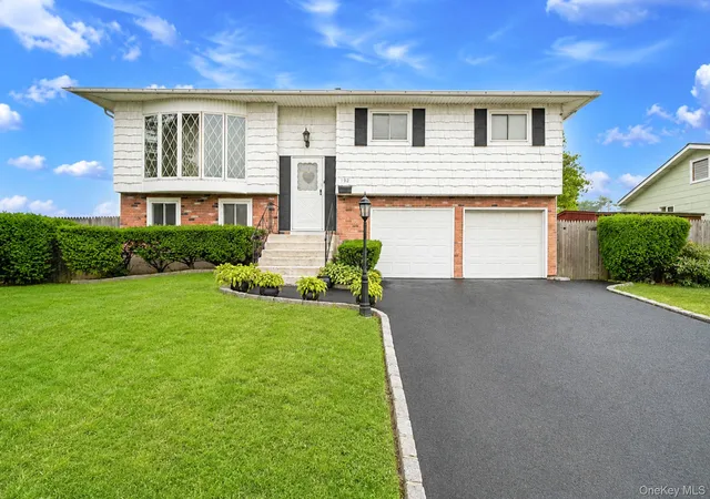 1st image of 192 Hancock St, Brentwood, NY 11717 | MLS# 1023626