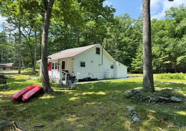 Photo 4 of Single family home for sale at 179 W Mohican Trl, Glen Spey, NY 12737 | MLS# 1023645 | Listing updated on 2026-07-20