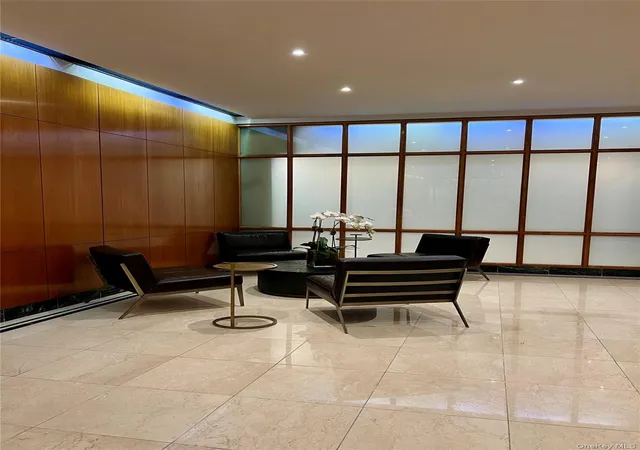 2nd image of 411 E 53Rd St, New York, NY 10022