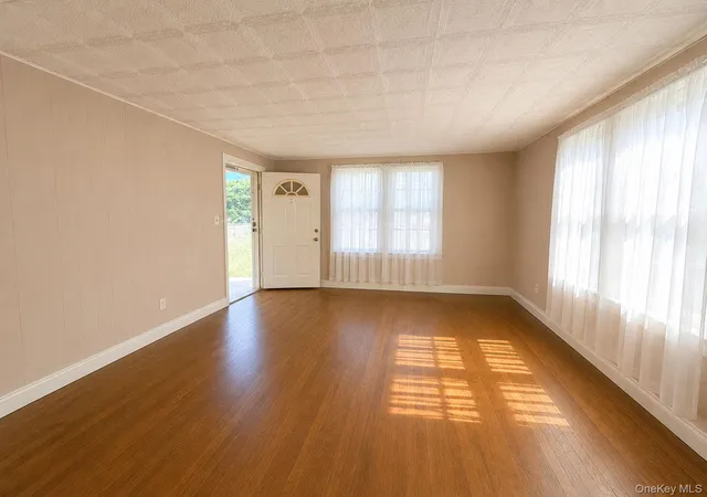 3rd image of 2851 Wilson Ave, Hempstead, NY 11710 | MLS# 1023676