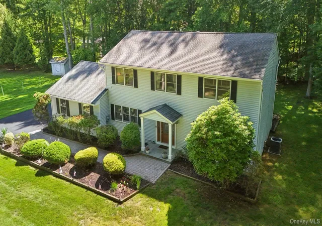 Homes for sale in Orangetown, NY | 425 White Oak Rd, Orangetown, NY 10964 | MLS# 1023680