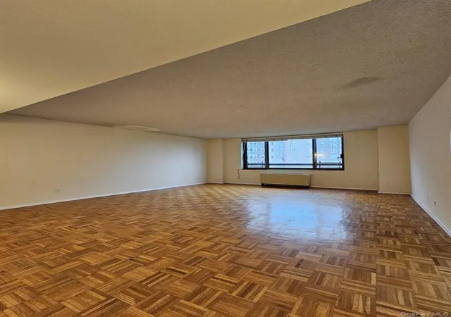 Homes for sale in New York, NY | 2287 Johnson Ave #14C, New York, NY 10463 | MLS# 1023684