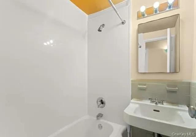 3rd image of 4 Fordham Hill Oval #12B, New York, NY 10468 | MLS# 1023688