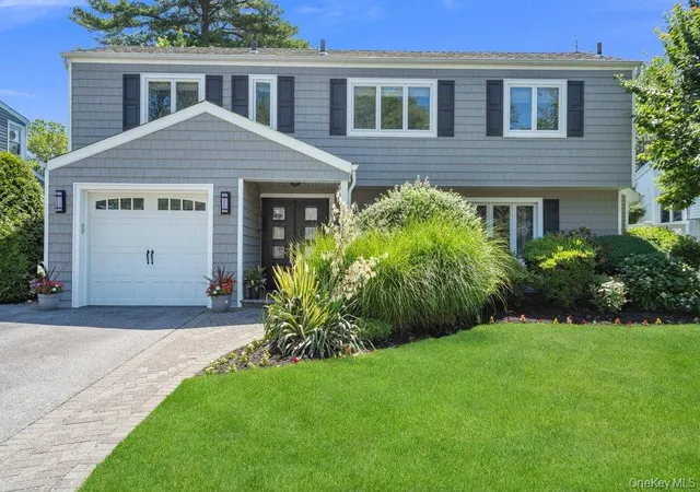 Homes for sale in Oyster Bay, NY | 3 Nora Ln, Oyster Bay, NY 11803 | MLS# 1023705