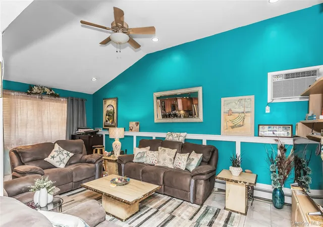 Photo 4 of Single family home for sale at 18 Hedge Ln, Hempstead, NY 11590 | MLS# 1023718 | Listing updated on 2026-10-06