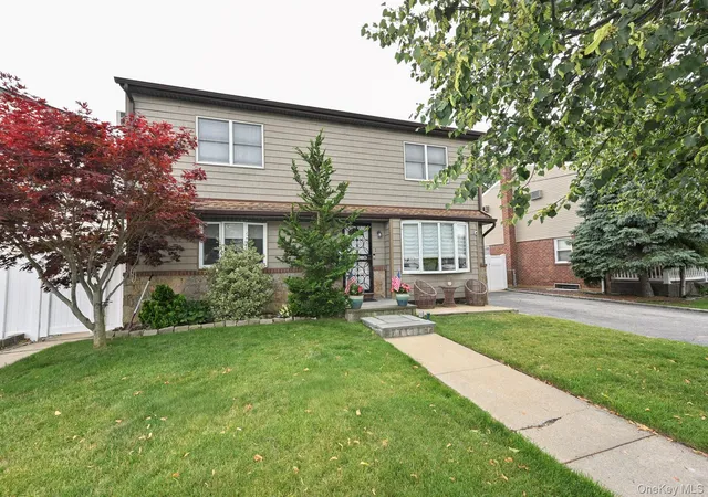Homes for sale in Hempstead, NY | 1005 Ferngate Dr, Hempstead, NY 11010 | MLS# 1023727